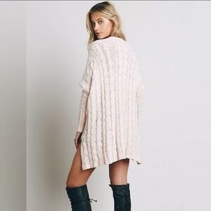 Free People Easy‎ Cable V Neck Sweater White Small Oversized High Low Boho